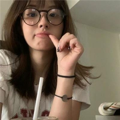 斯文医生脸红红八零杀猪婆追着哄